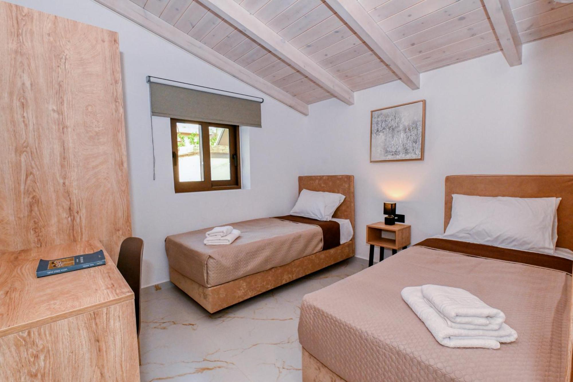 Eagle Bay Loft Apartment Kíssamos Exterior foto