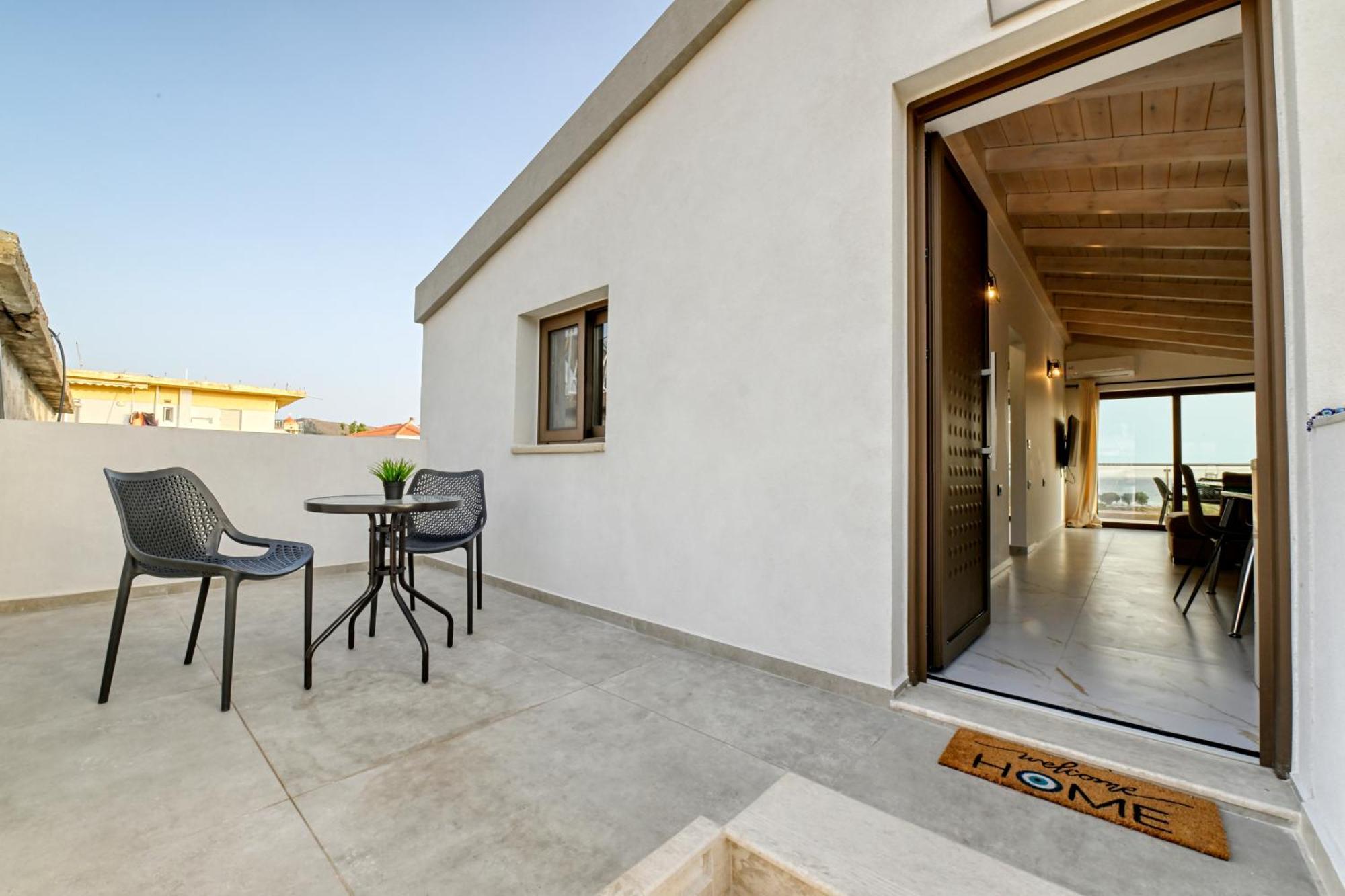 Eagle Bay Loft Apartment Kíssamos Exterior foto